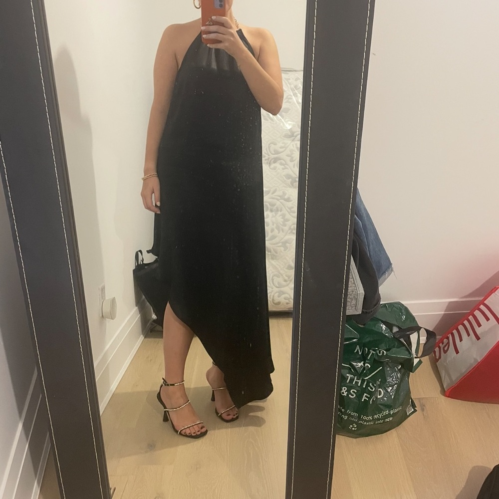 Black dress with adjustable chain halter
